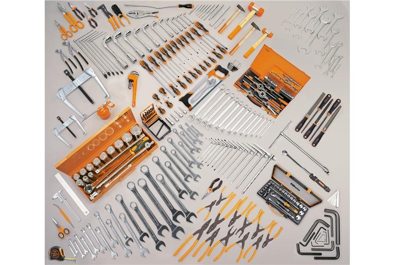 5910VI/3 - Assortment of 297 tools