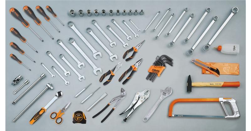 5915VU/AS - Assortment of 68 tools