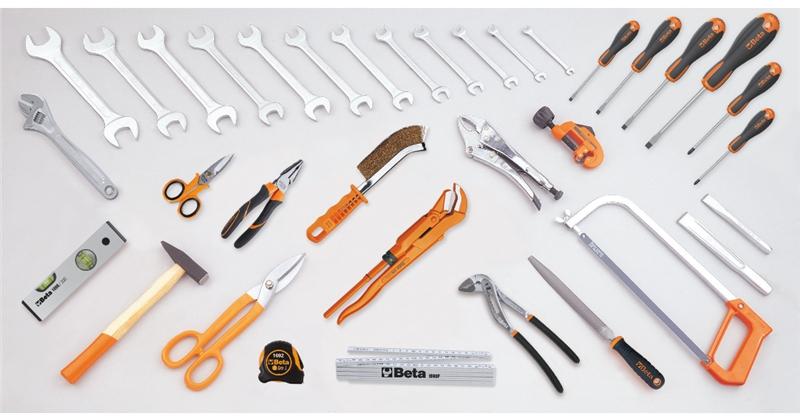 5980ID - Assortment of 35 tools