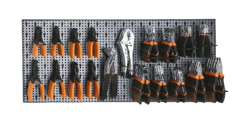 6600 M/242 - Assortment of 91 tools, with hooks without panel