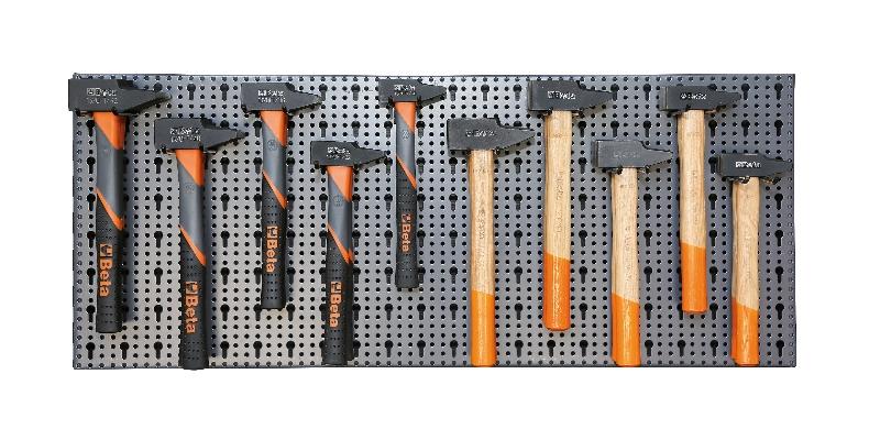 6600 M/423 - Assortment of 30 tools, with hooks without panel