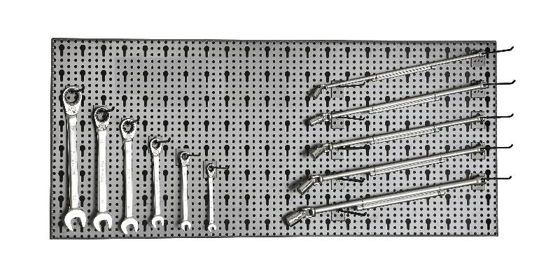 6600 M/44 - Assortment of 48 tools, with hooks without panel