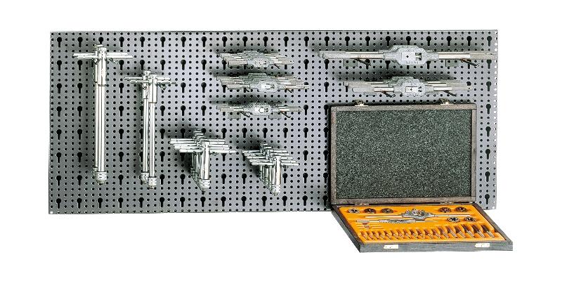 6600 M/561 - Assortment of 60 tools, with hooks without panel
