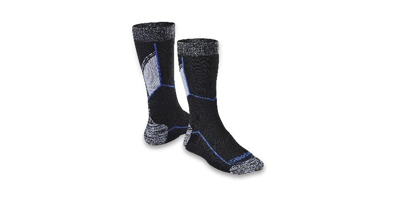 7425 - Ankle-length socks with breathable texture inserts