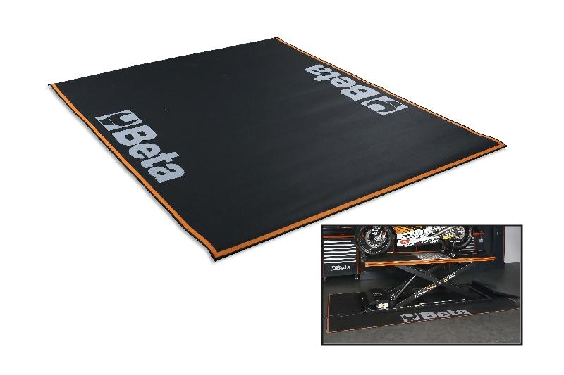 9562T3 - Garage mat Dimensions: 300x160 cm