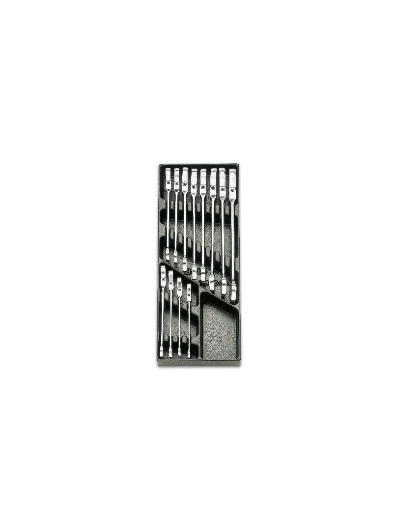 T46 - Hard thermoformed tray with tool assortment